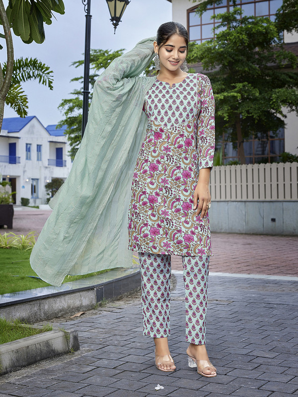 Rivanta Floral Wedding Salwar Suit Set 