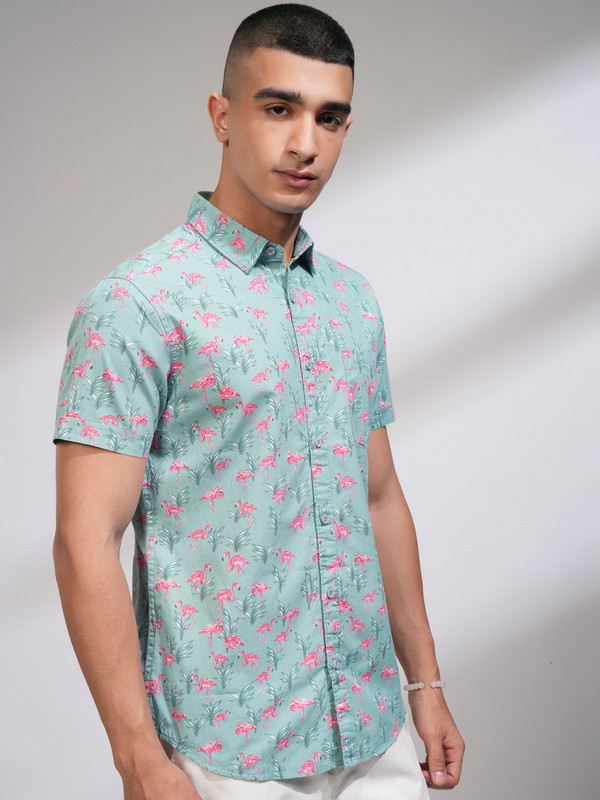 Havric Short-sleeve button-down shirt.