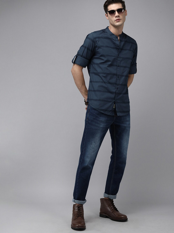 Roxter Horizontal self-stripe Shirt