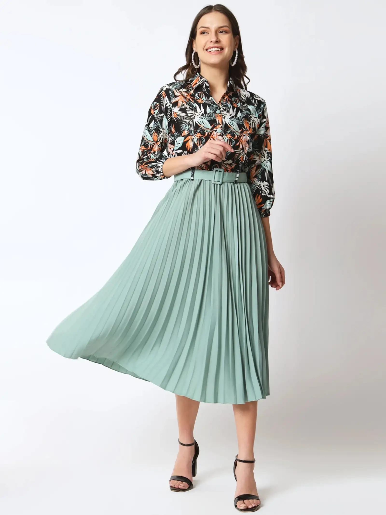 Zeflora A-line Multicolor Midi Dress