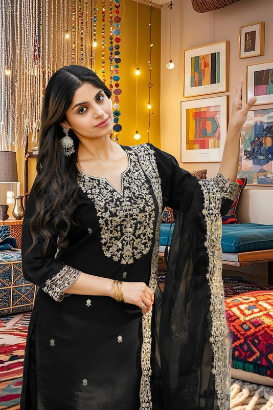 Pravya Floralt Pure Cotton Salwar Suit Set

