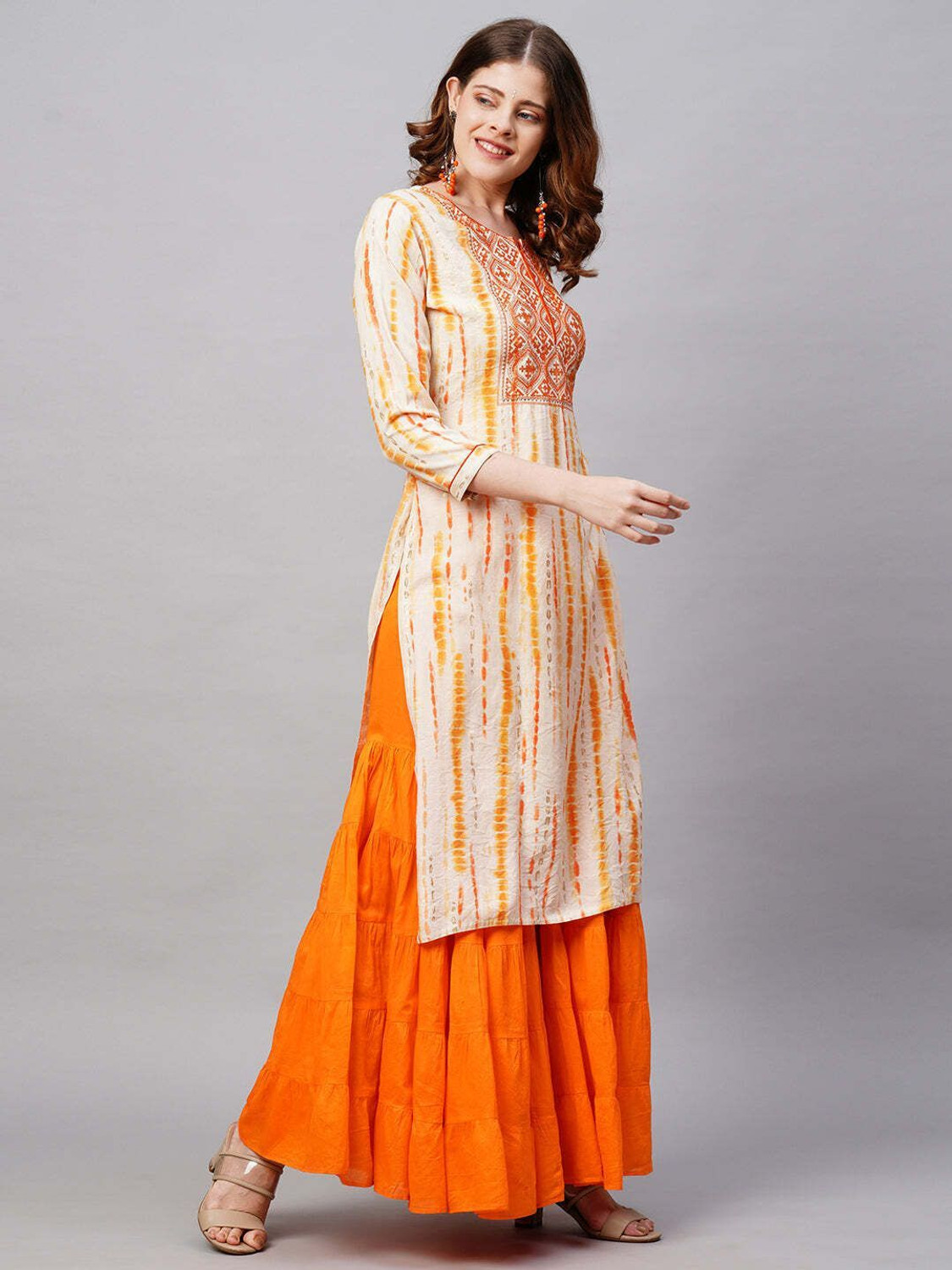 Pravya Straight Salwar Suit Set 