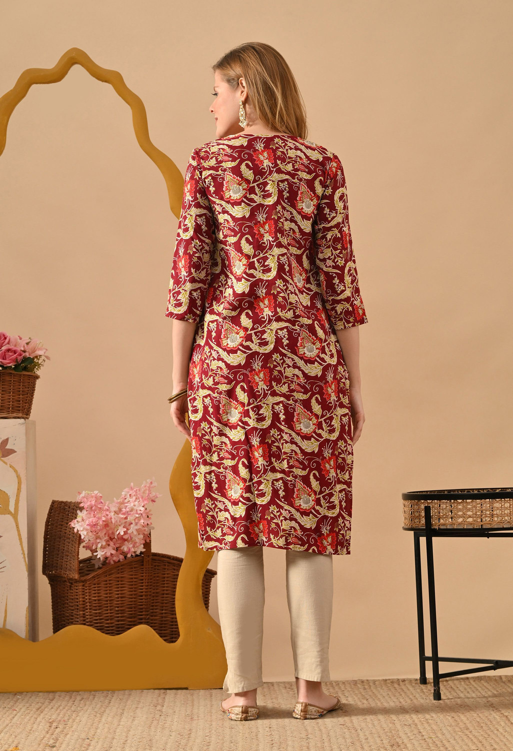  Pravya Elegant Floral Viscose Rayon Salwar Suit Set 