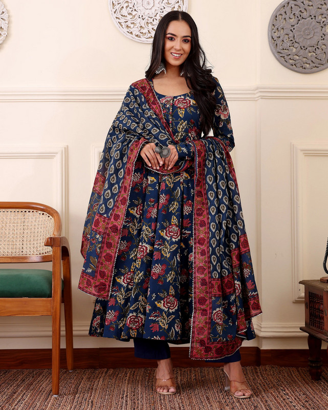 Divashree Wedding Wear Salwar Suit Set 