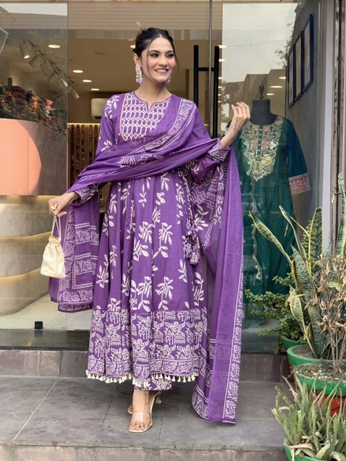 Divashree Viscose Rayon A-Line Salwar Suit Set 