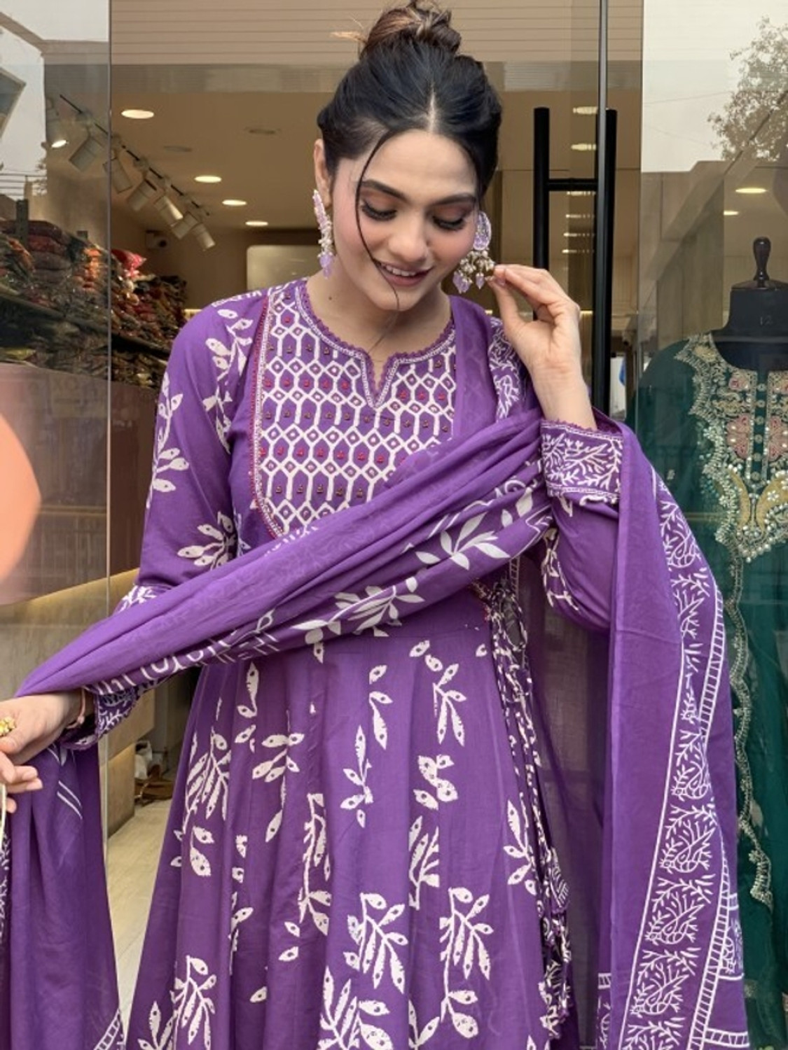 Divashree Viscose Rayon A-Line Salwar Suit Set 