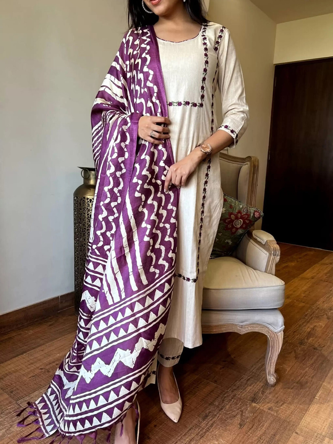 Rivanta Floral Embroidered Salwar Suit Set 