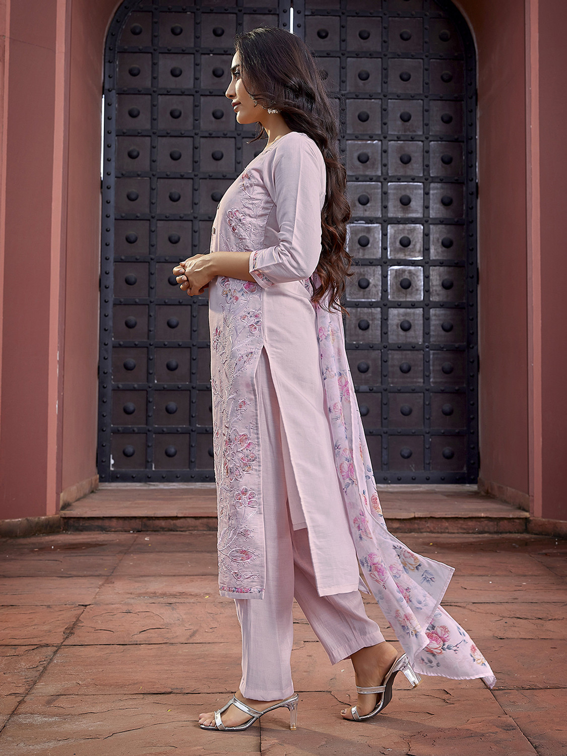 Rivanta Embroidered Kurta Salwar Suit Set 