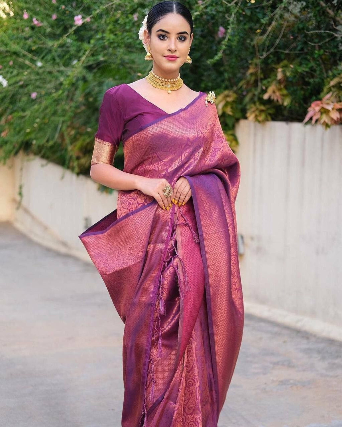 Avnika Woven Kanjivaram Festive Wear