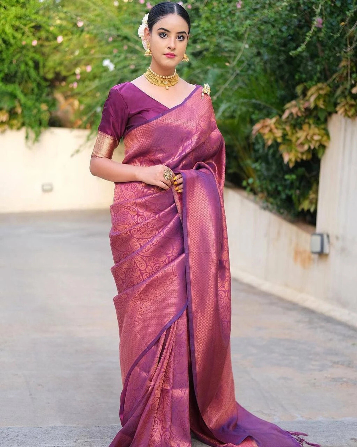 Avnika Woven Kanjivaram Festive Wear