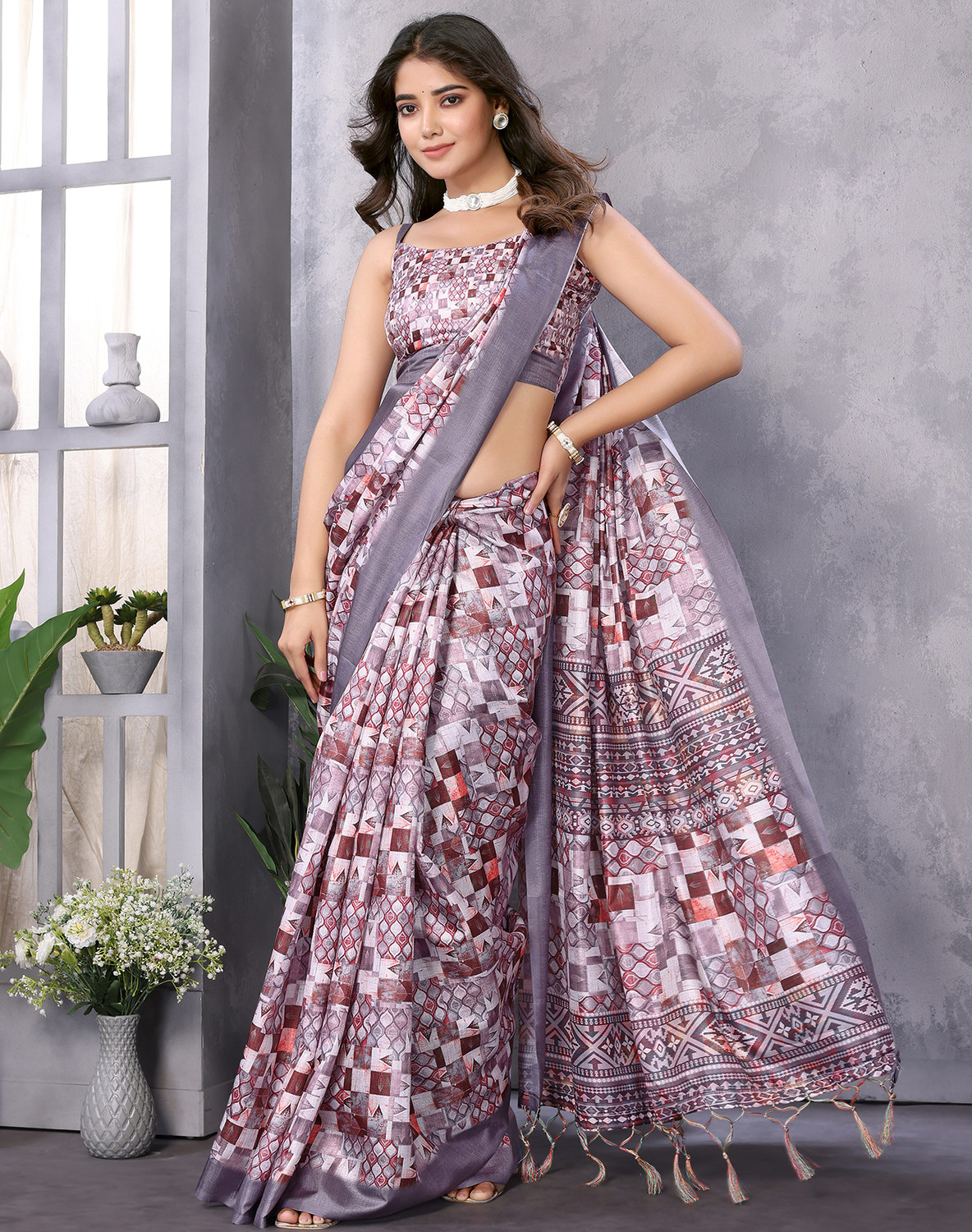 Yarie Floral Printed Art Silk Saree
