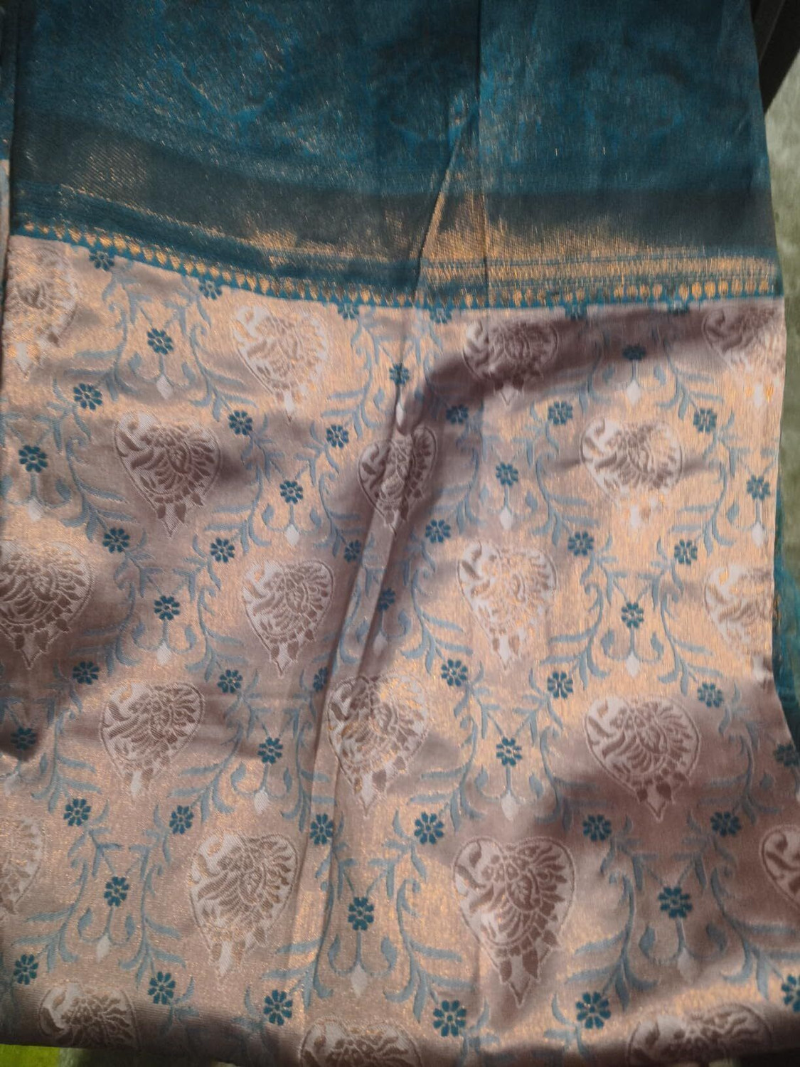 Yarie Silk Blend Kanjivaram  Saree with Banarasi Blouse