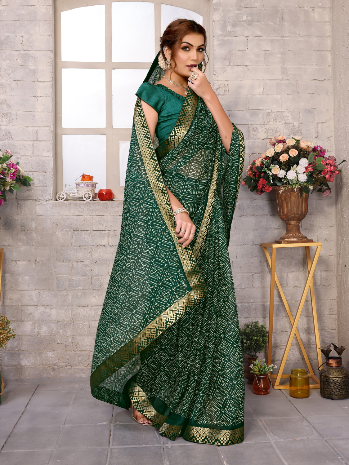 Yarie Bandhani Georgette & Lace Saree