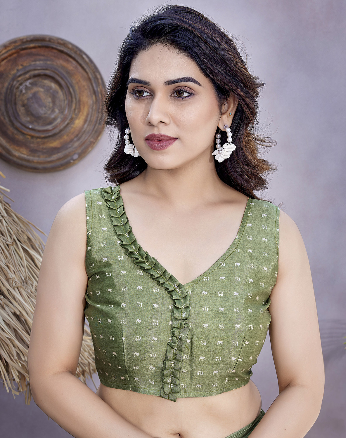 Yarie Tussar Silk Saree with Blouse