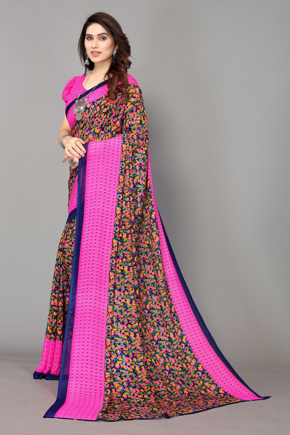 Yarie Floral Printed Georgette Saree