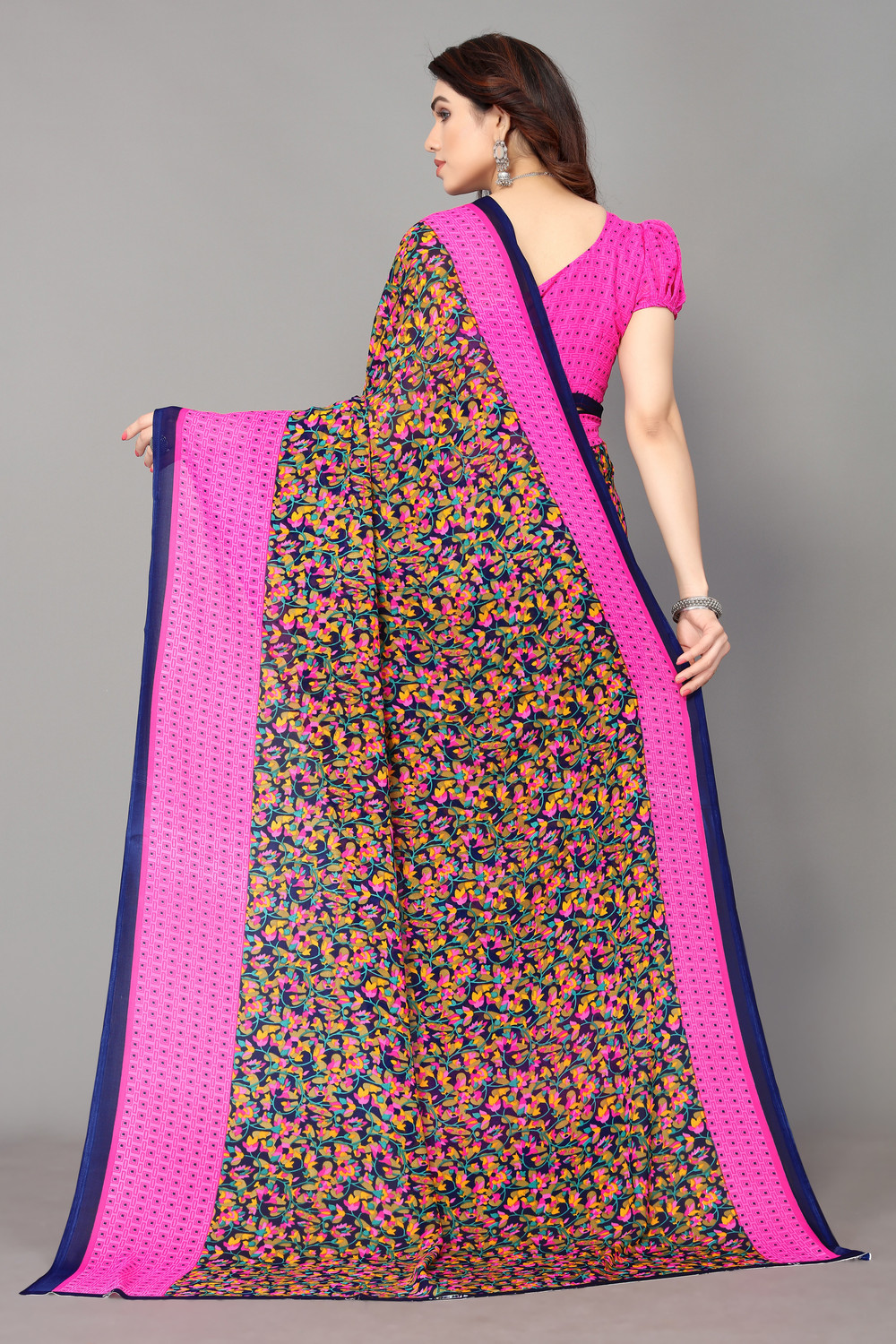Yarie Floral Printed Georgette Saree
