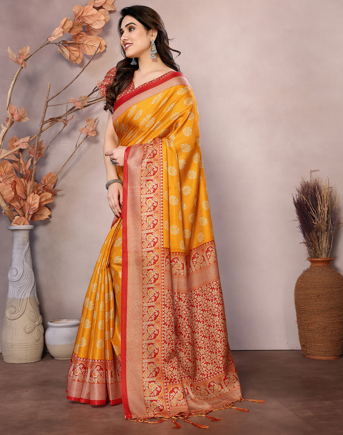 Yarie Kalamkari Art Silk Saree with Blouse