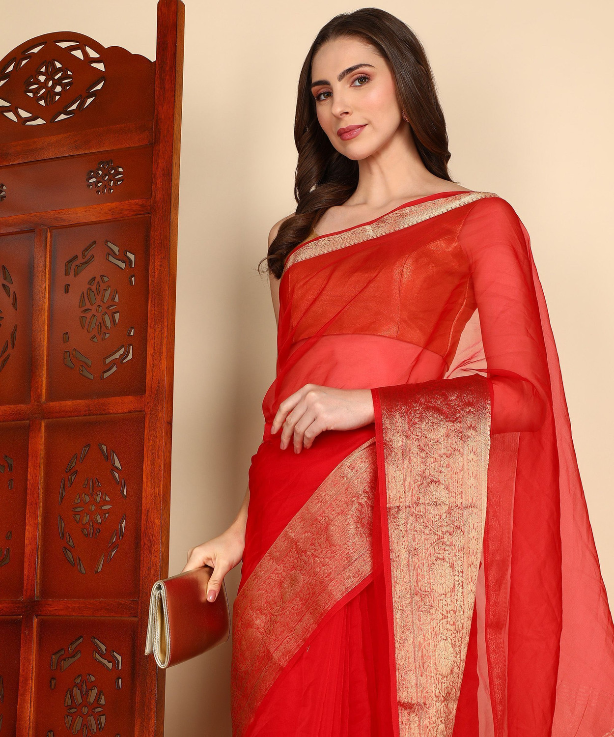  Dhrishti Embroidered Jacquard & Organza Saree

