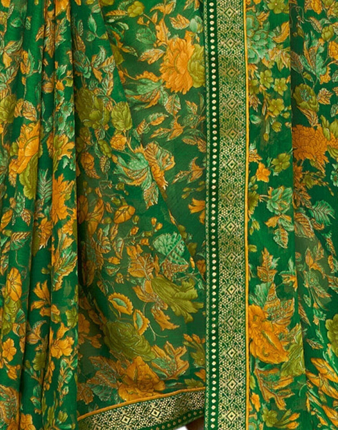 Sharini Floral Printed Georgette & Chiffon Saree
