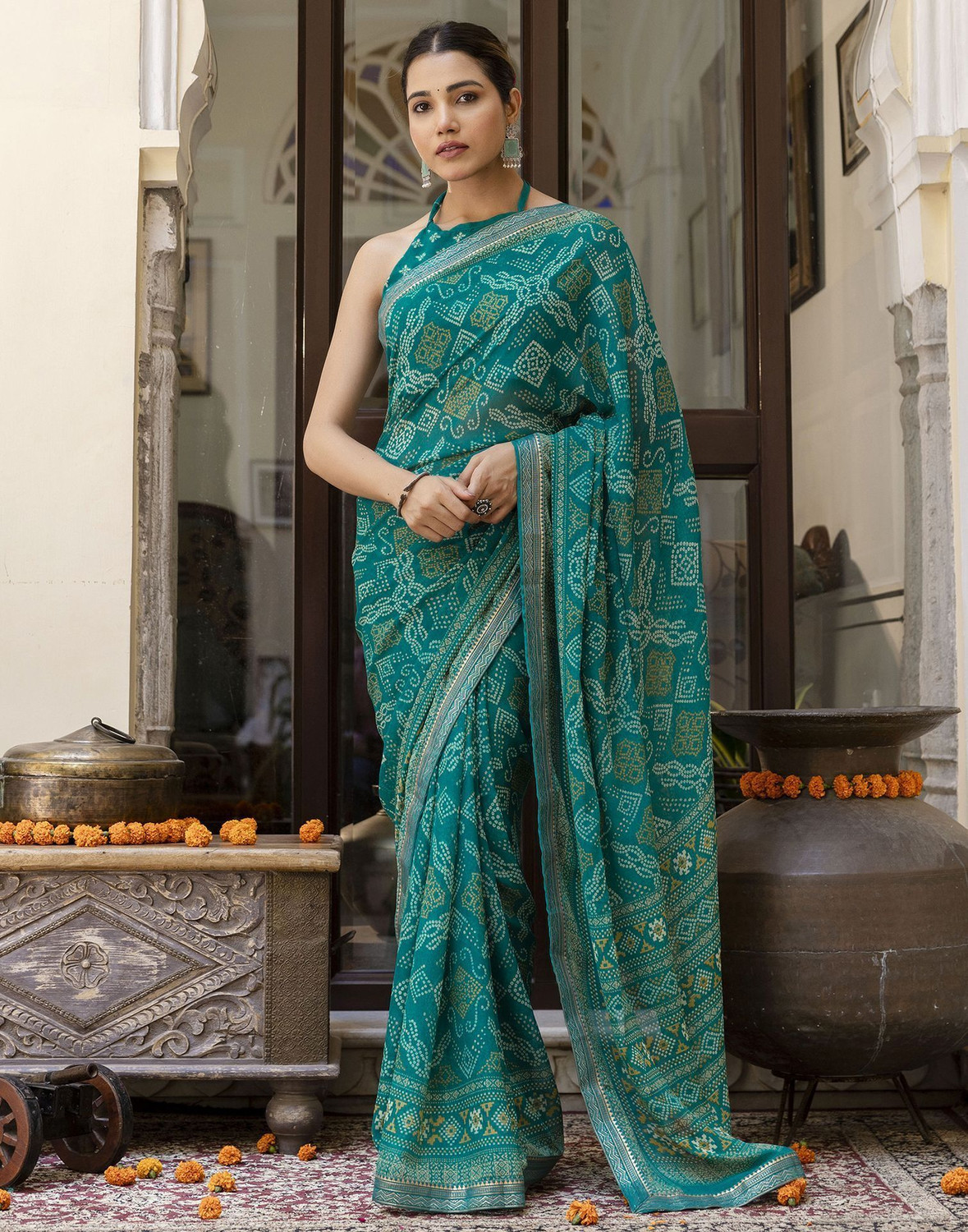 Sharini Floral Printed Georgette & Chiffon