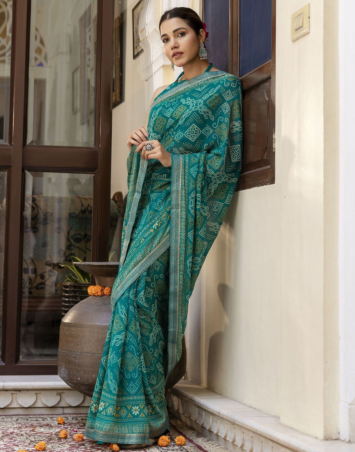 Sharini Floral Printed Georgette & Chiffon