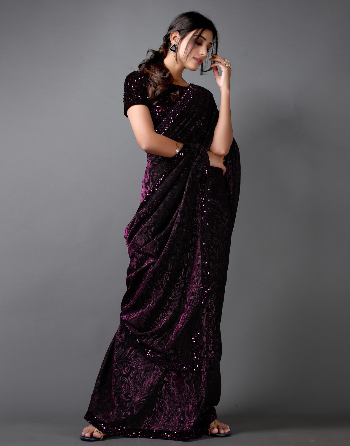 Sharini Lycra Blend Velvet Blouse Saree