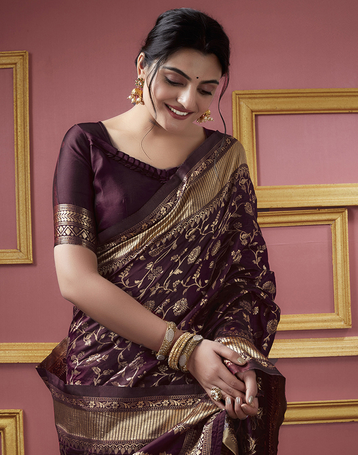 Sharini Banarasi Cotton Silk Blend Saree 
