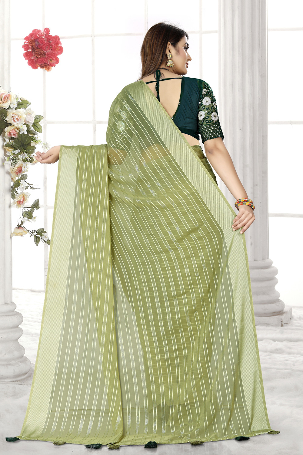 Kashvi Parallel Lines Design  Saree