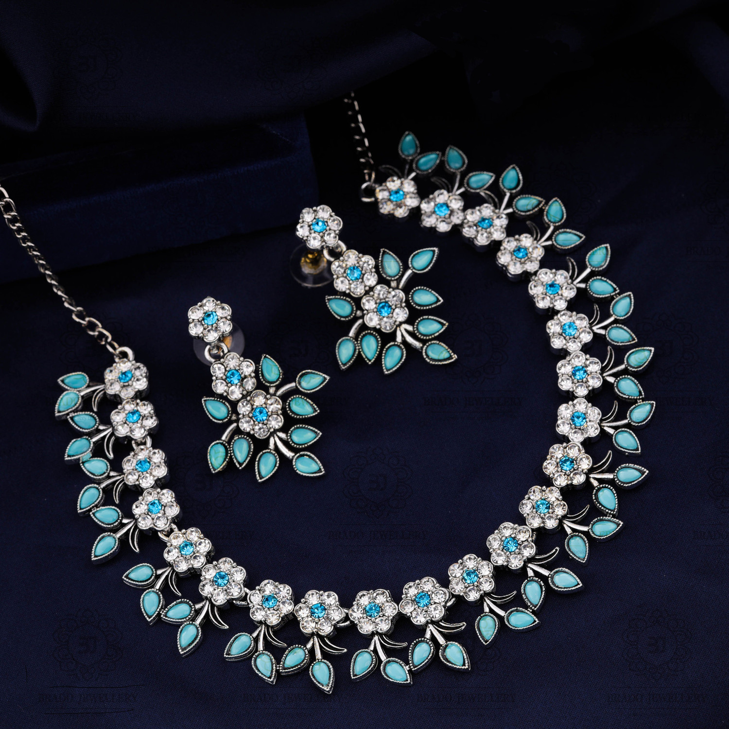 Bradox Leaf-Design Jewellery 