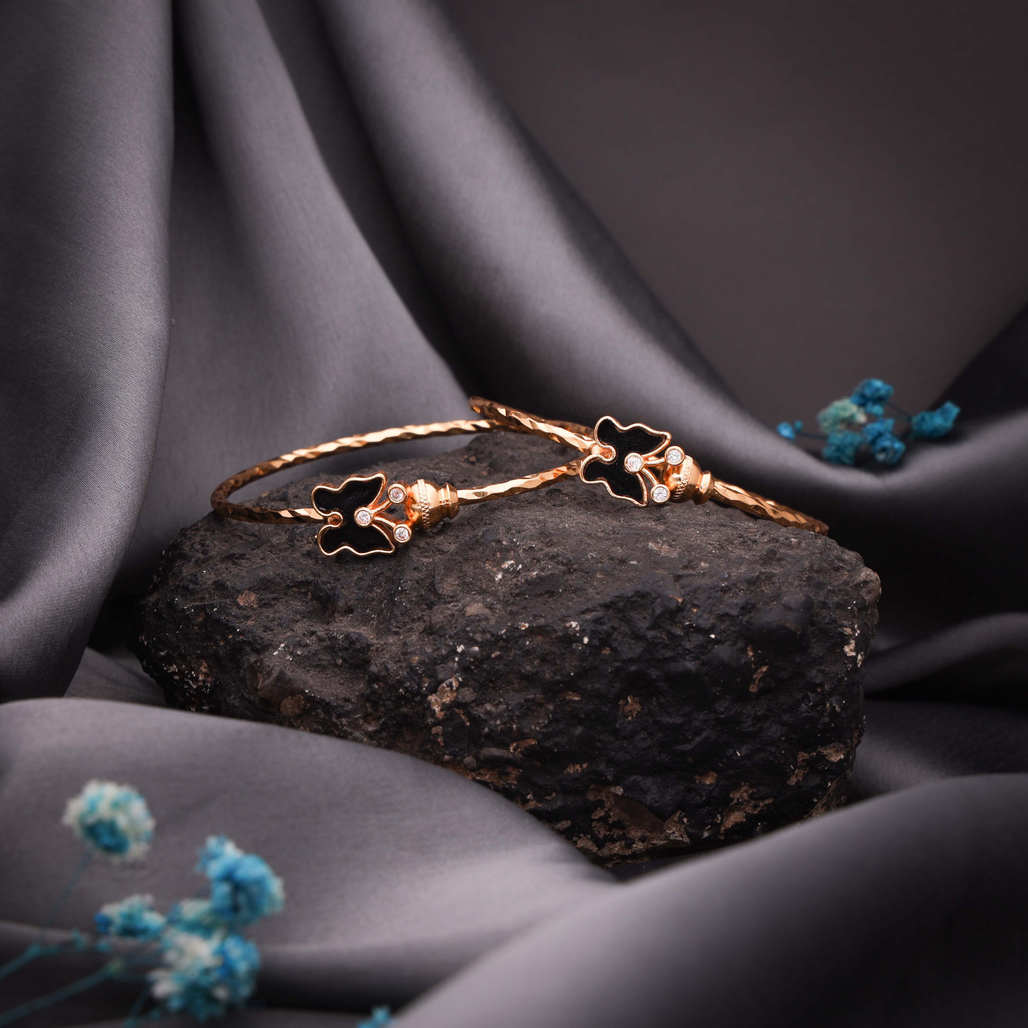 Bradox Ruby Brass Bangle Set 