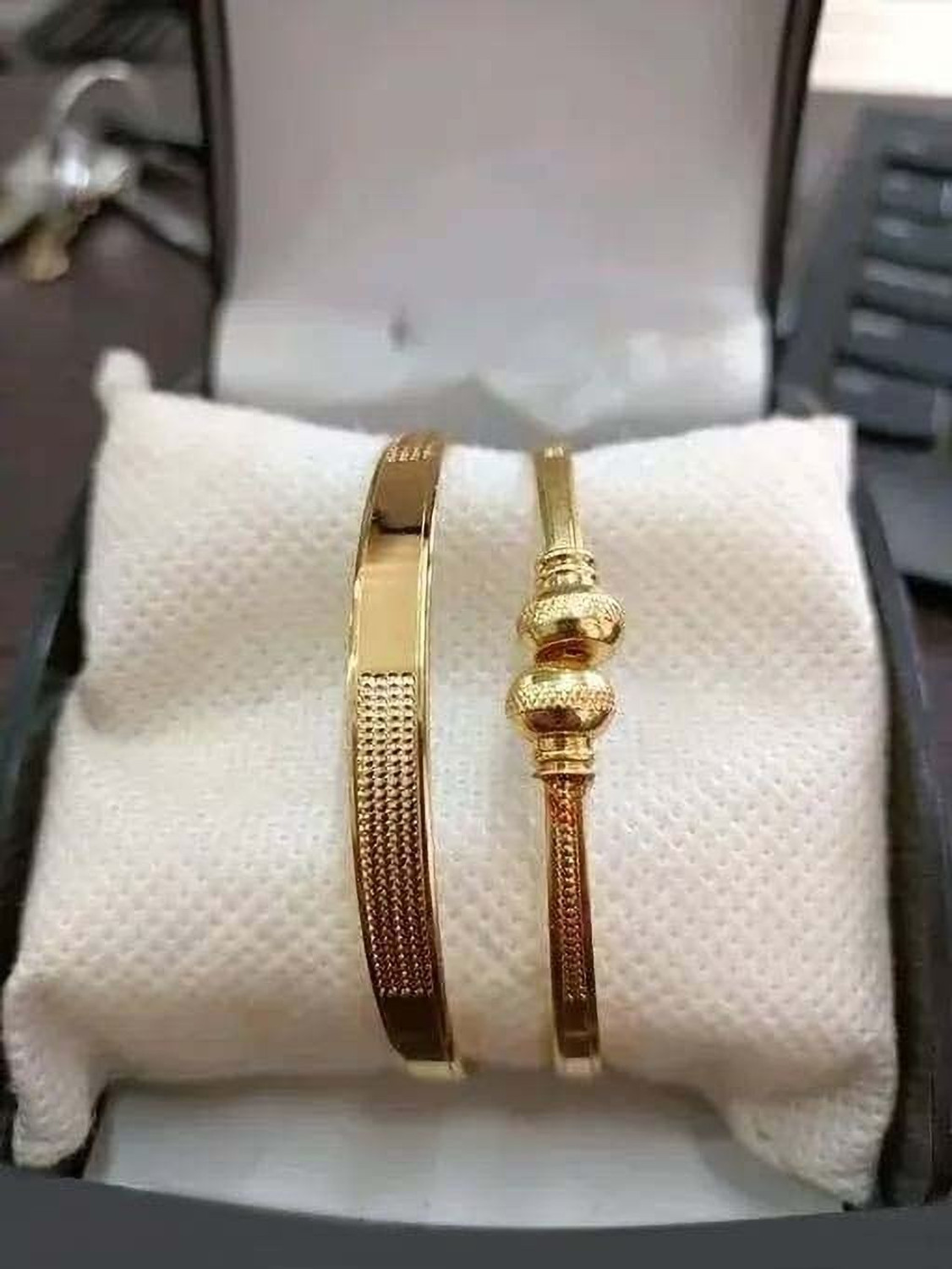 Bradox  Everyday Wear Bangle Set