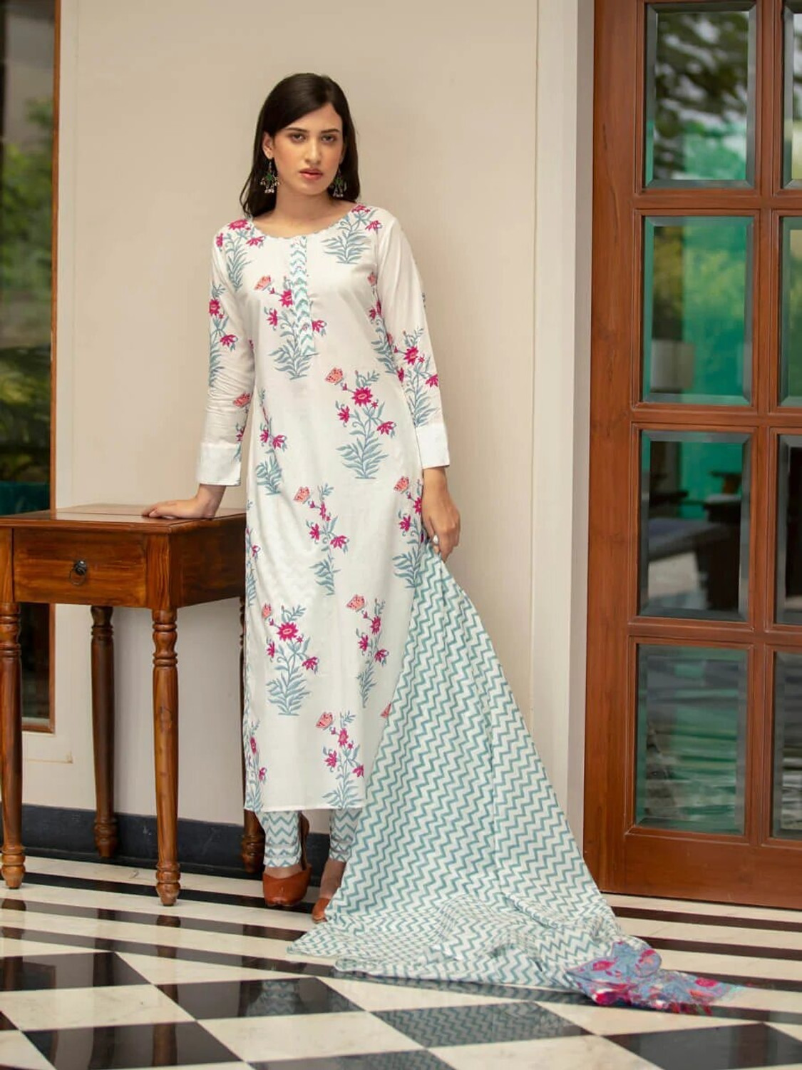 Rivanta Floral Print Straight  Salwar Suit Set 
