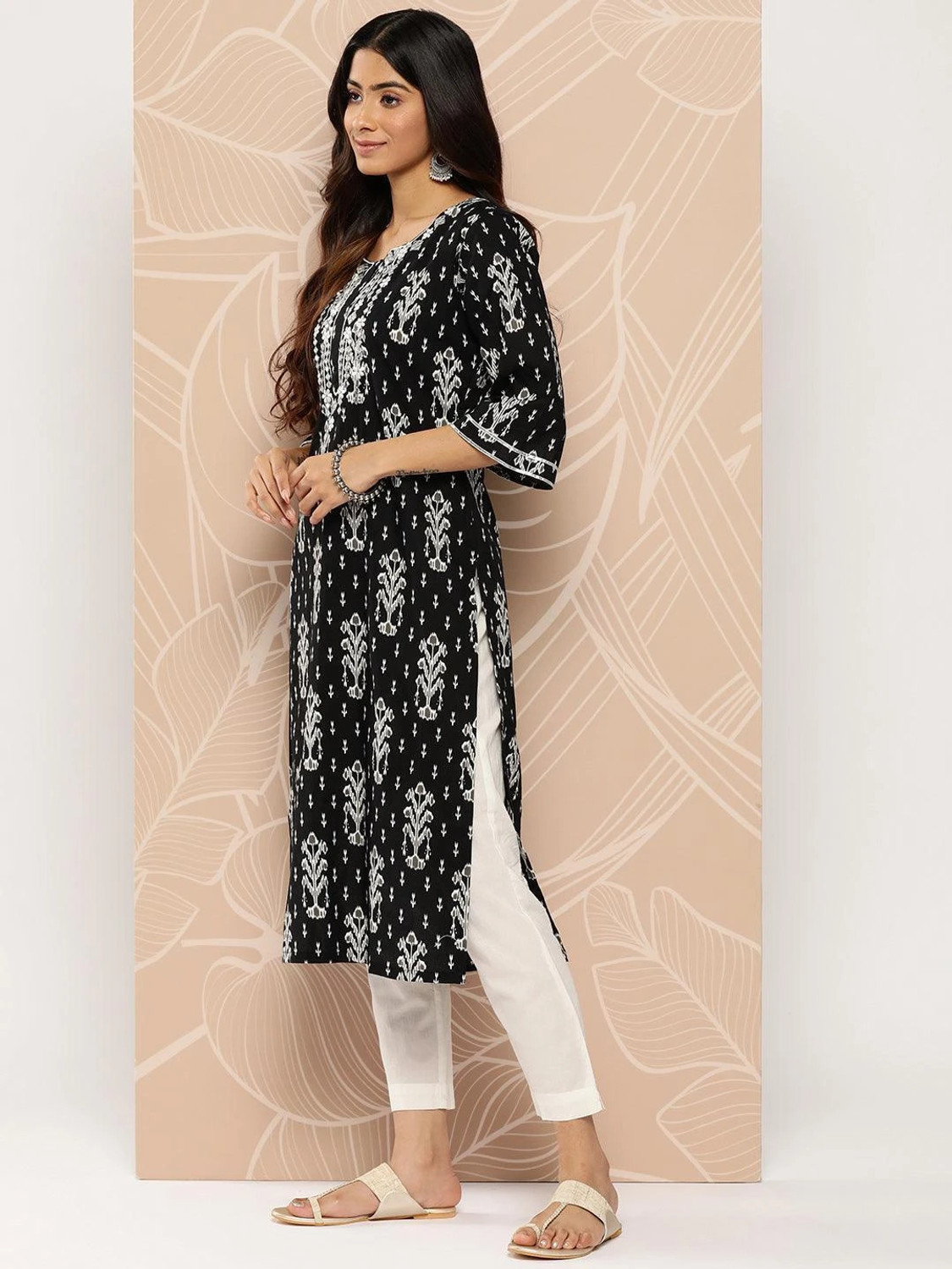 Pravya Elegant Floral Salwar Suit Set 