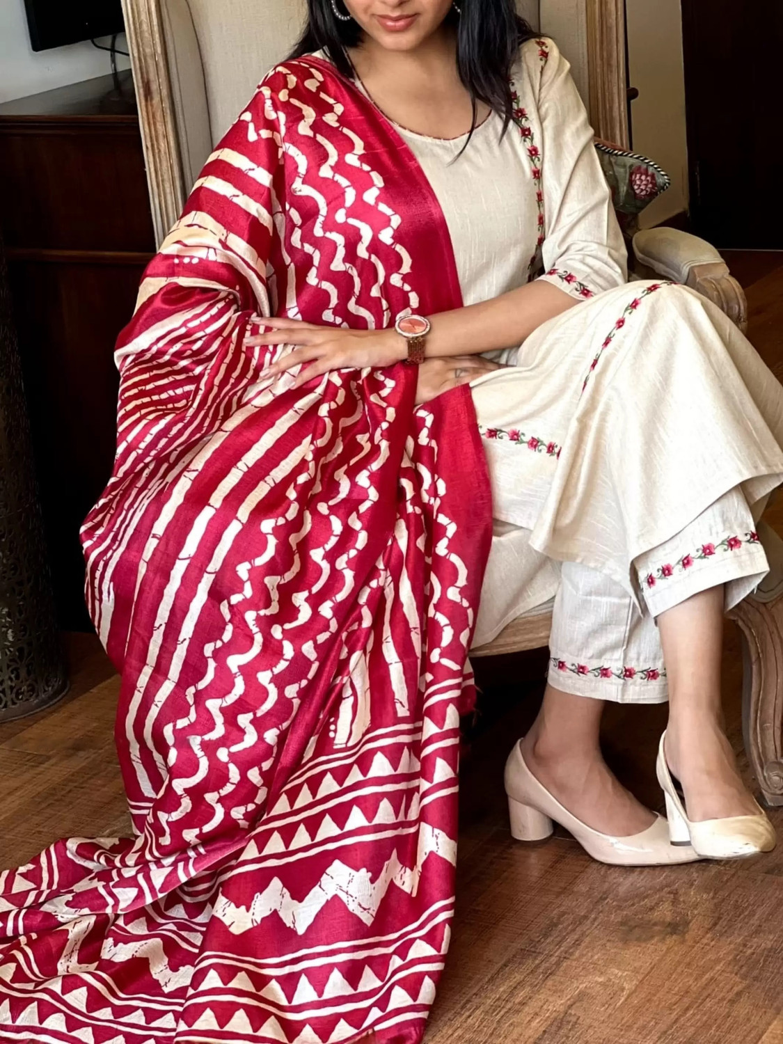 Rivanta Floral Embroidered Salwar Suit Set 
