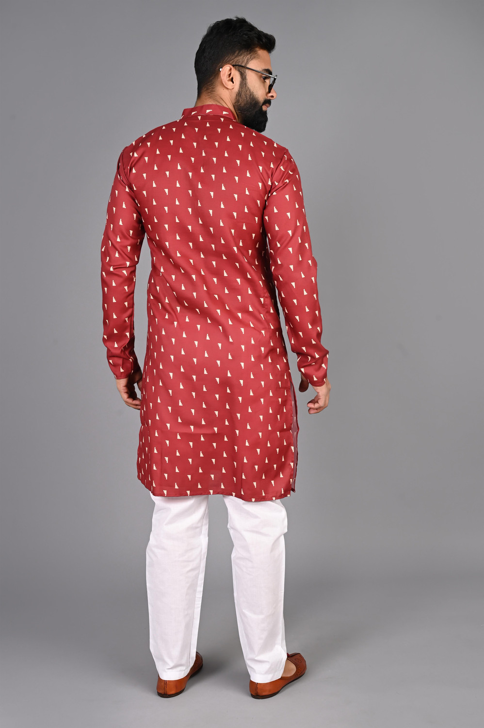 Festivo cream-colored triangular print Kurta