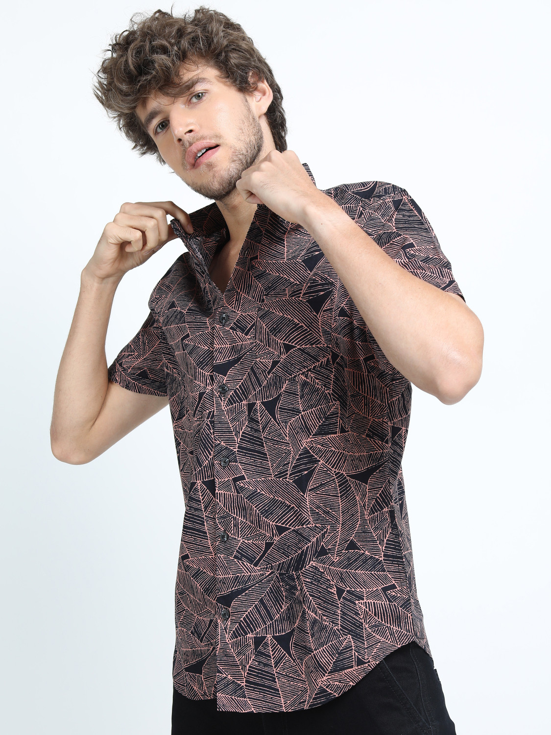 Havric Geometric leaf print shirt