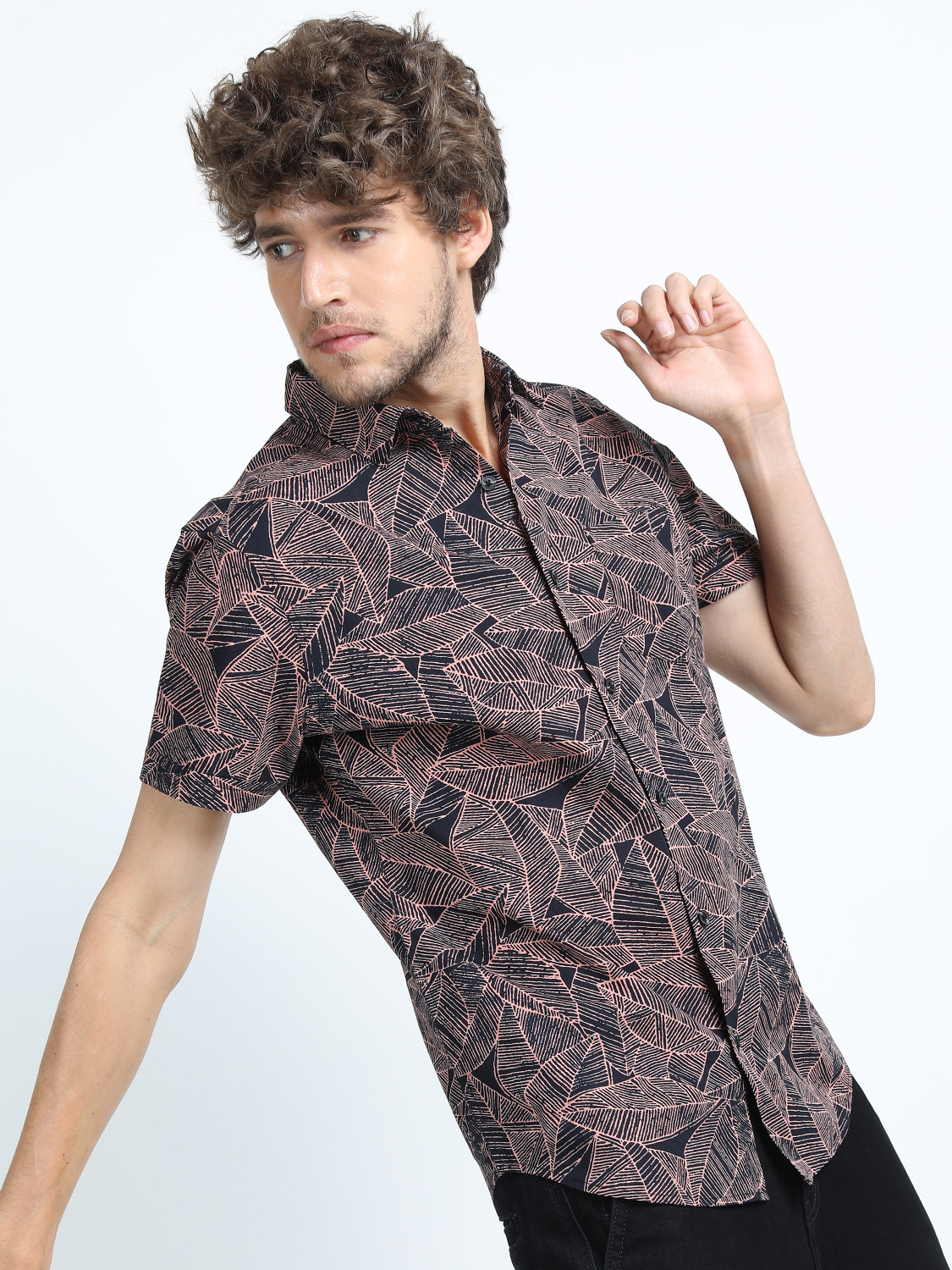 Havric Geometric leaf print shirt