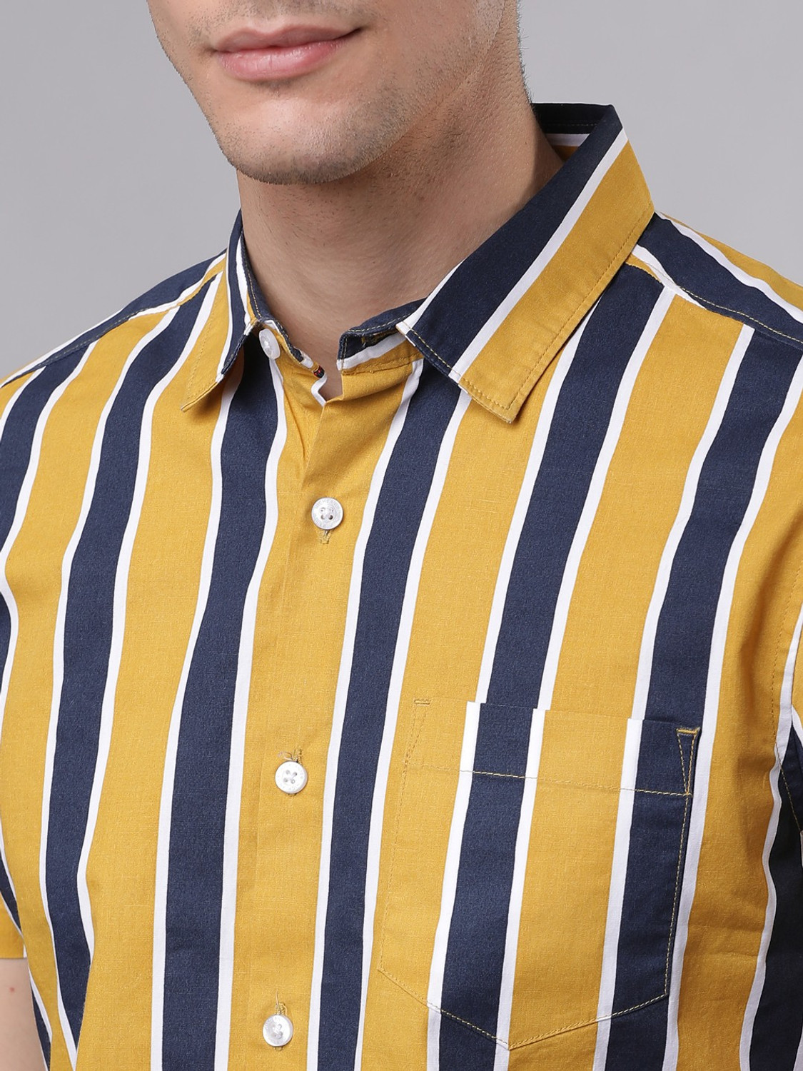 Harvic Vertical stripe short sleeve shirt