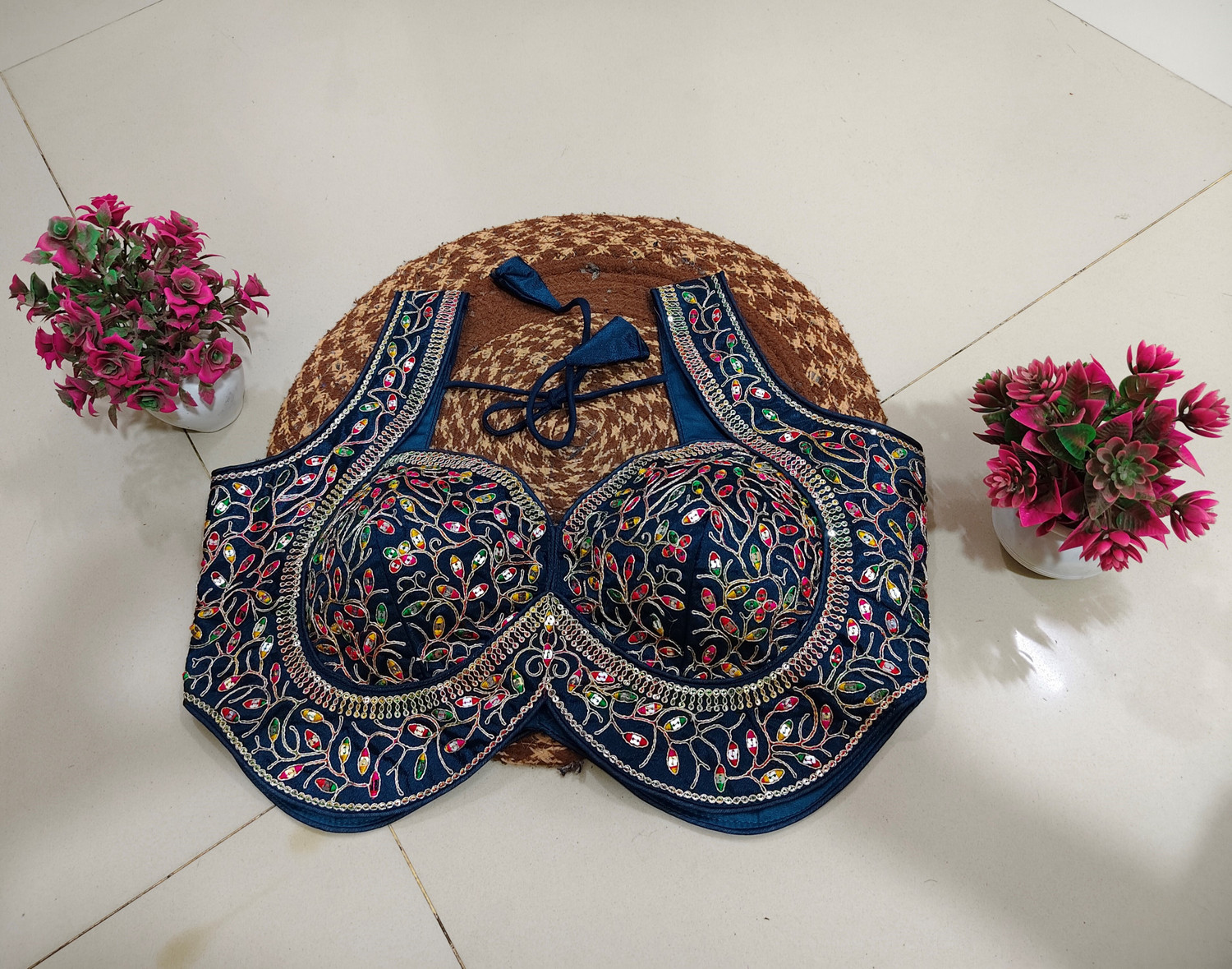 Naira Creation Sweetheart Neck Women Blouse
