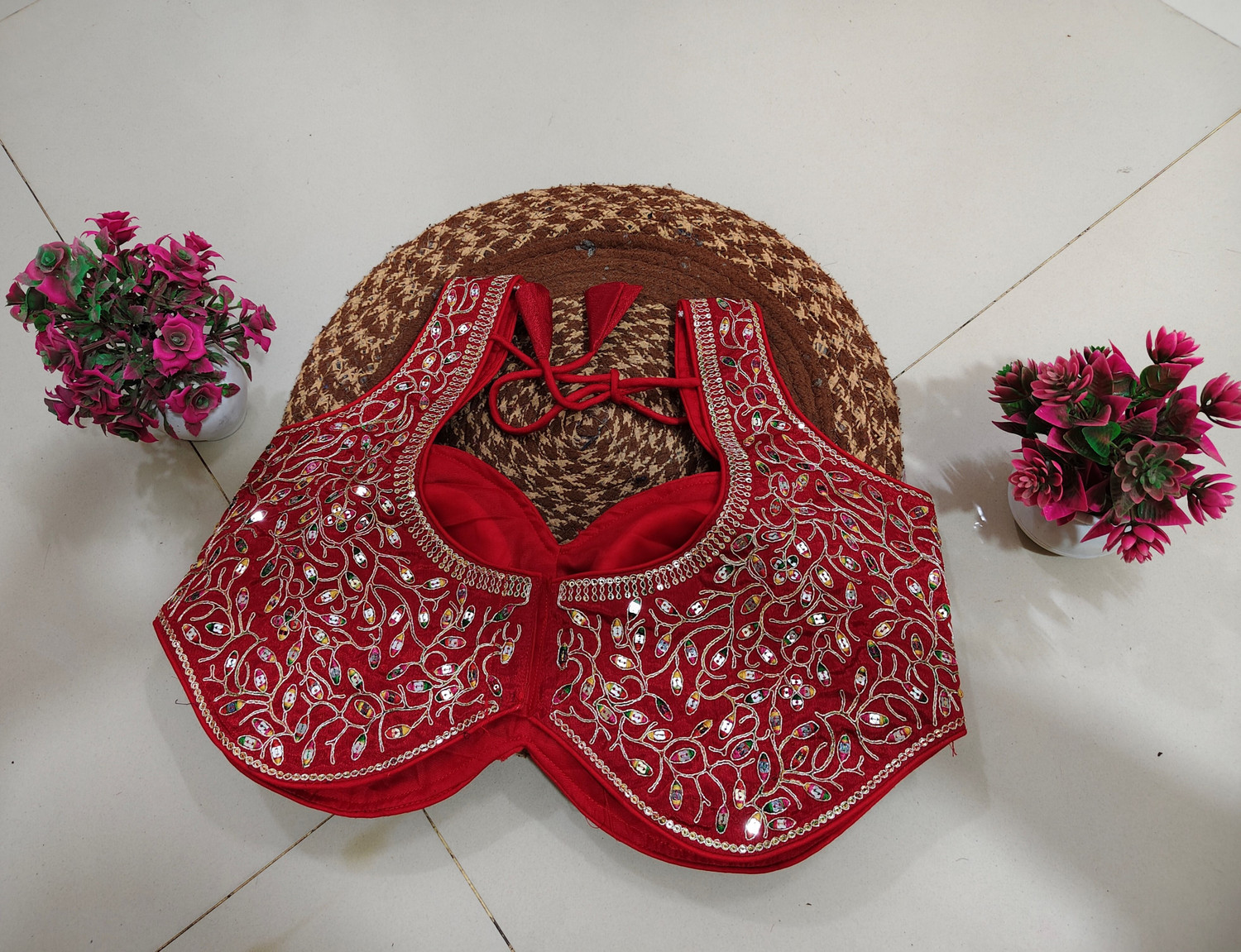Naira Creation Sweetheart Neck Women Blouse