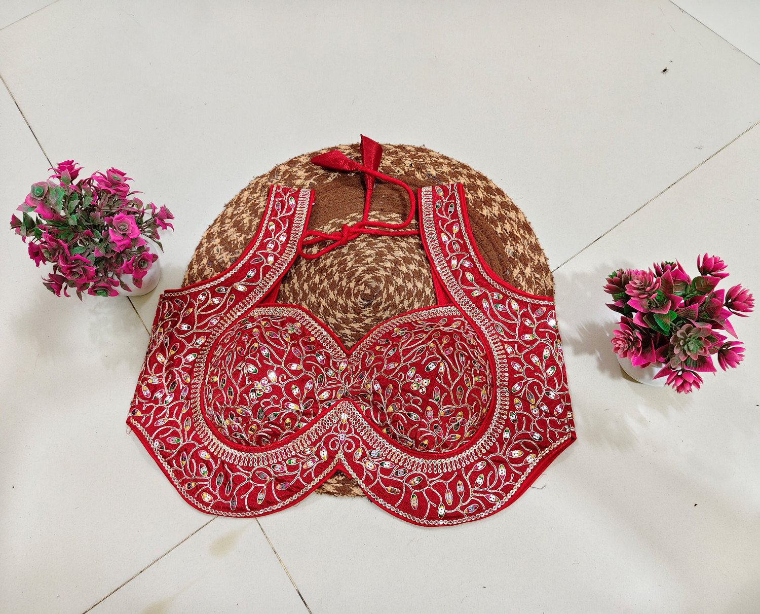 Naira Creation Sweetheart Neck Women Blouse