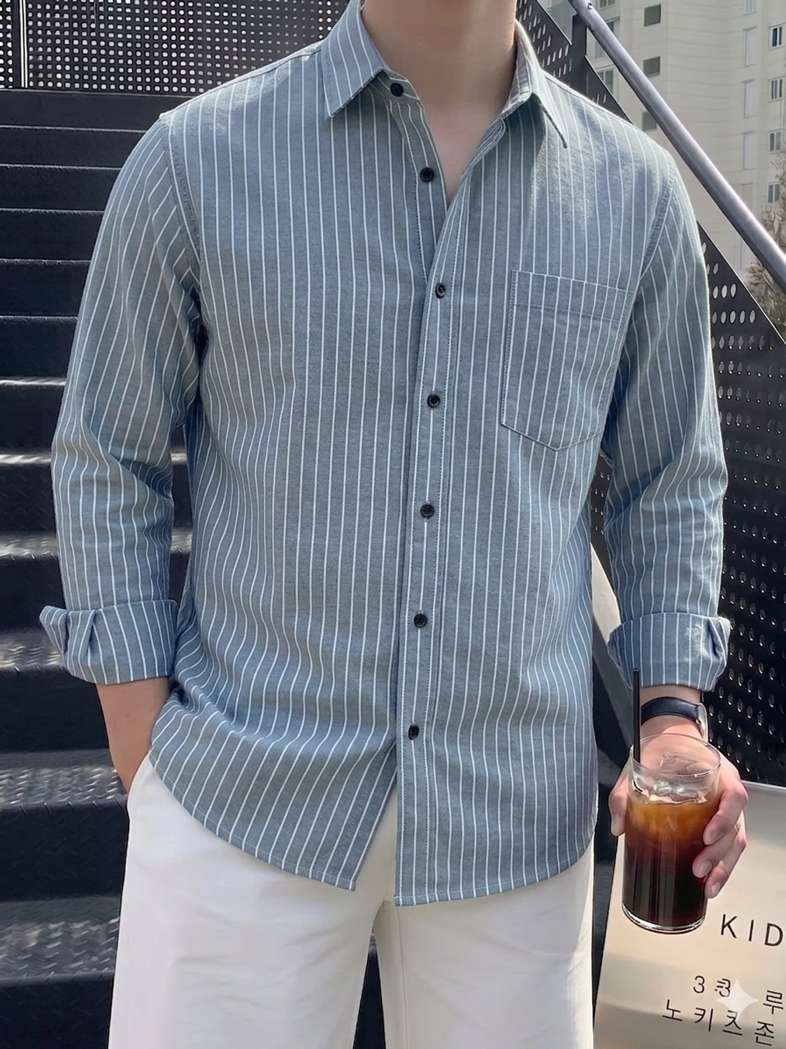 QUINTON Light Blue Self Design Casual Shirt
