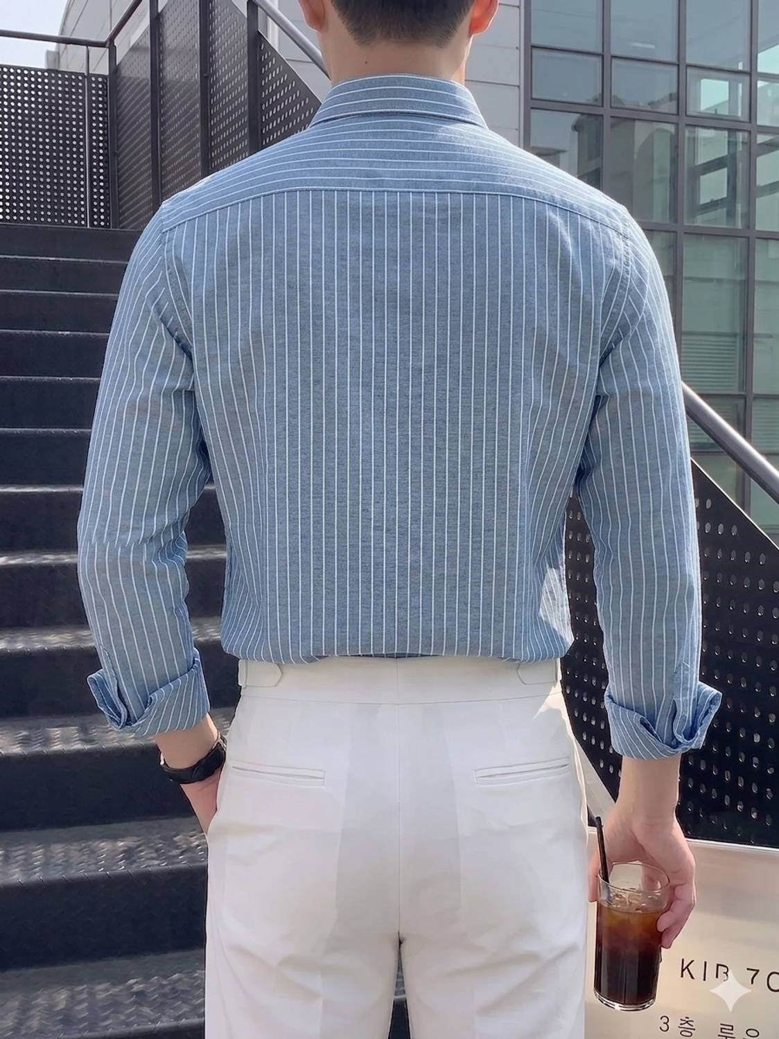 QUINTON Light Blue Self Design Casual Shirt