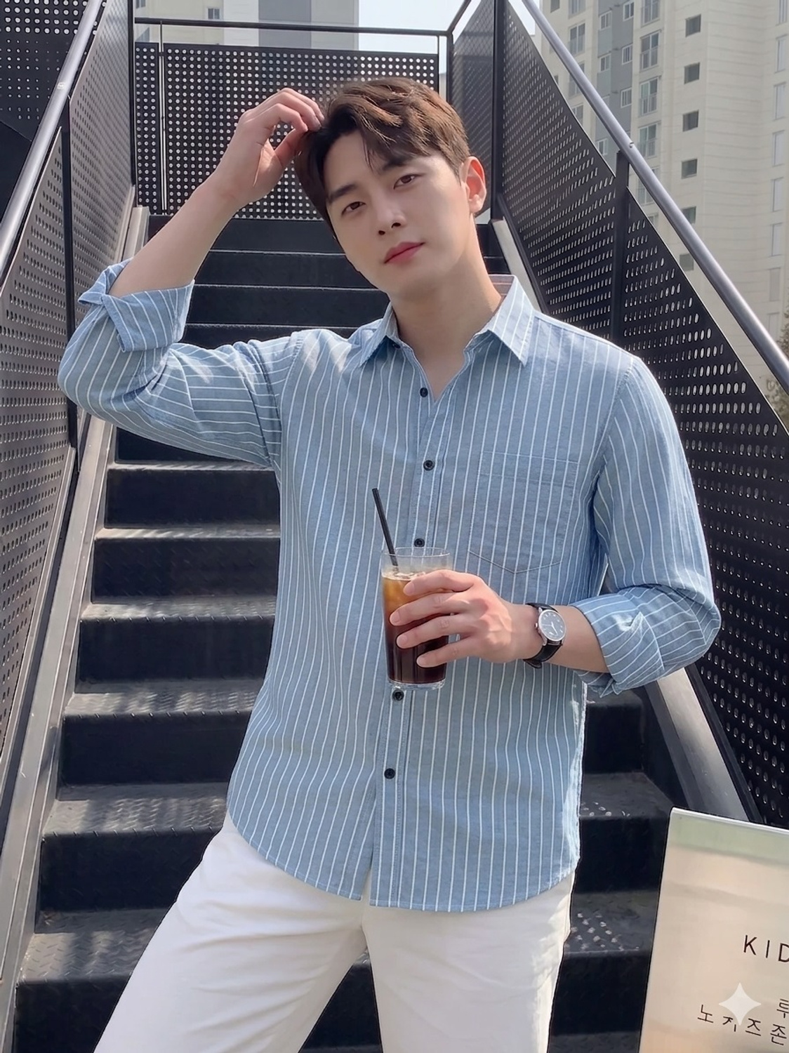QUINTON Light Blue Self Design Casual Shirt