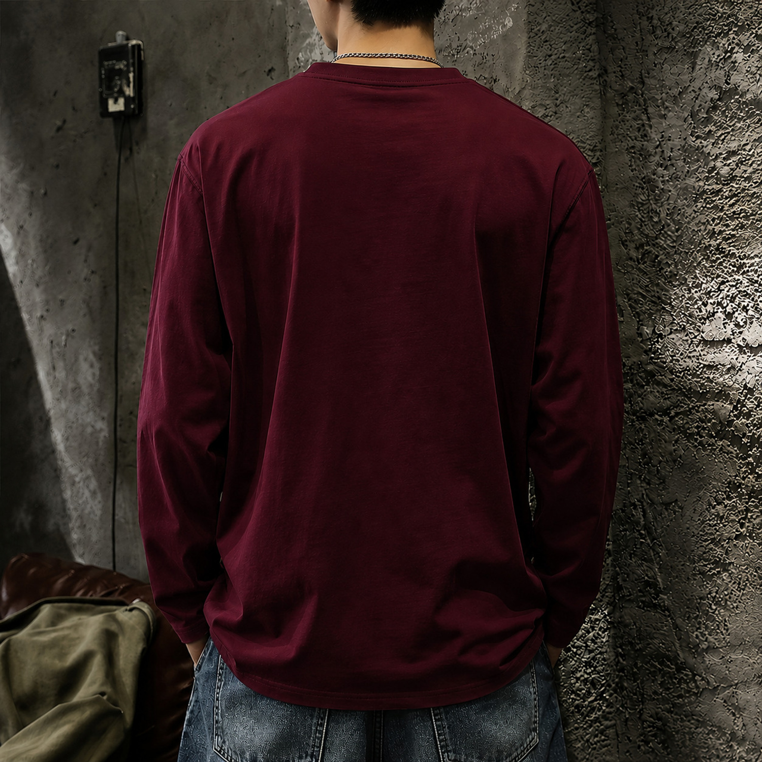SHABIB Maroon Solid Round Neck T-Shirt