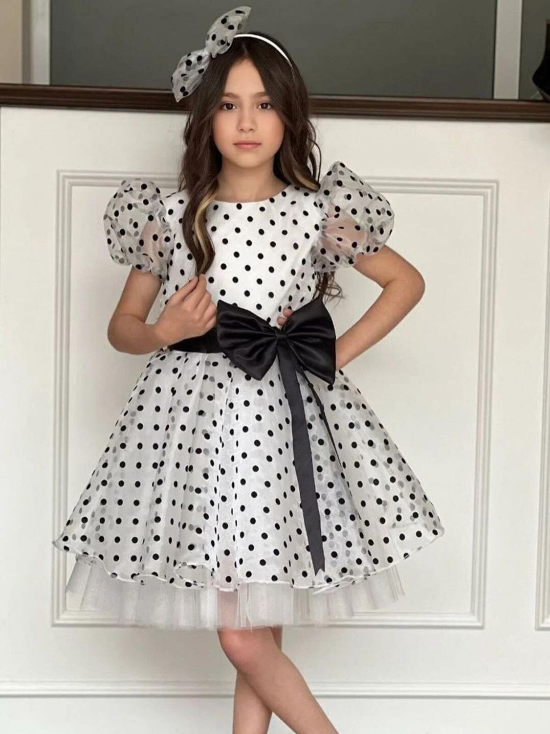 Moonette black polka dots Midi