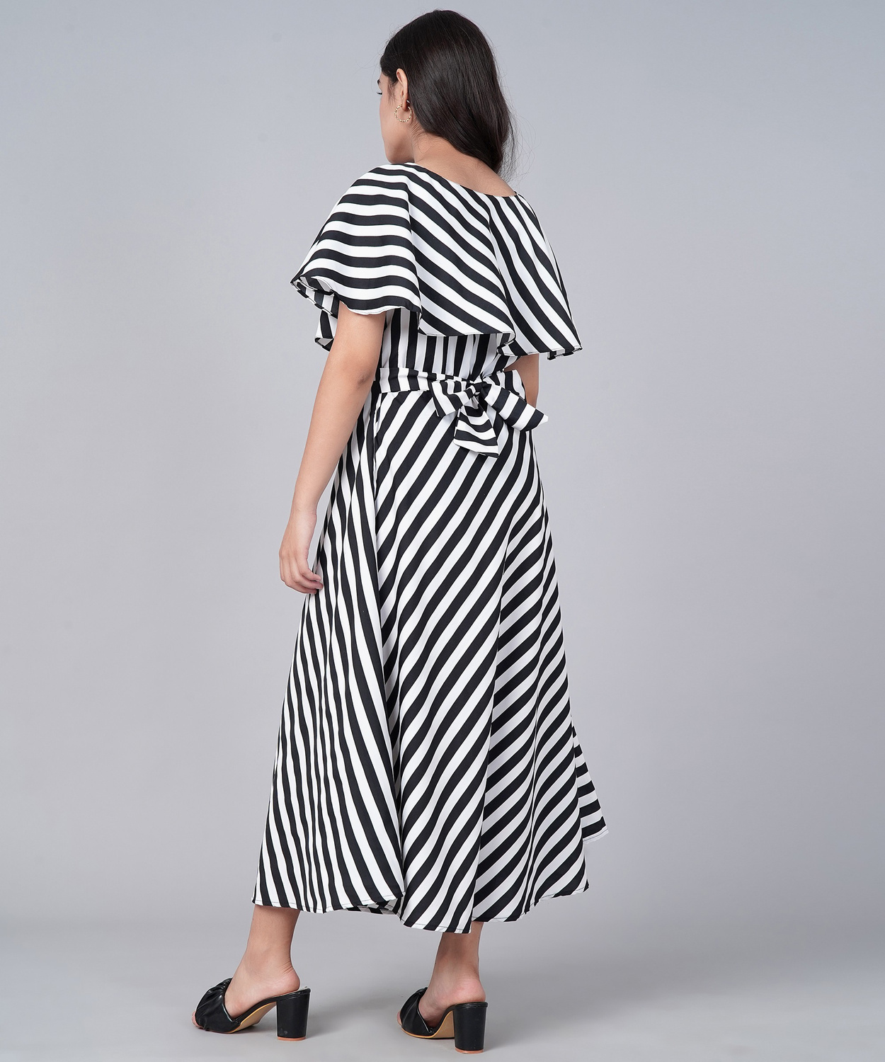 Aamira Horizontal stripes Print  Maxi