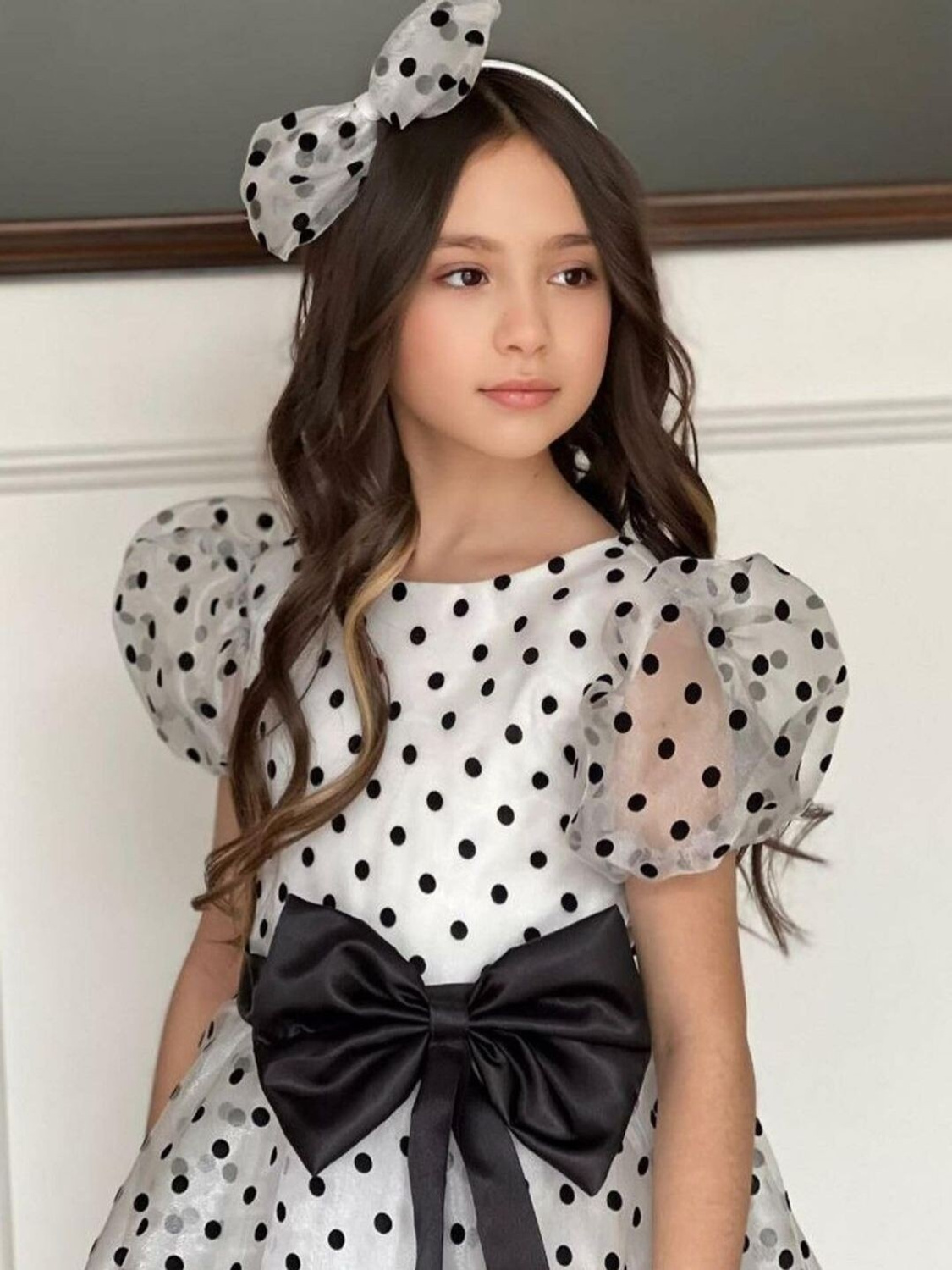 Moonette black polka dots Midi