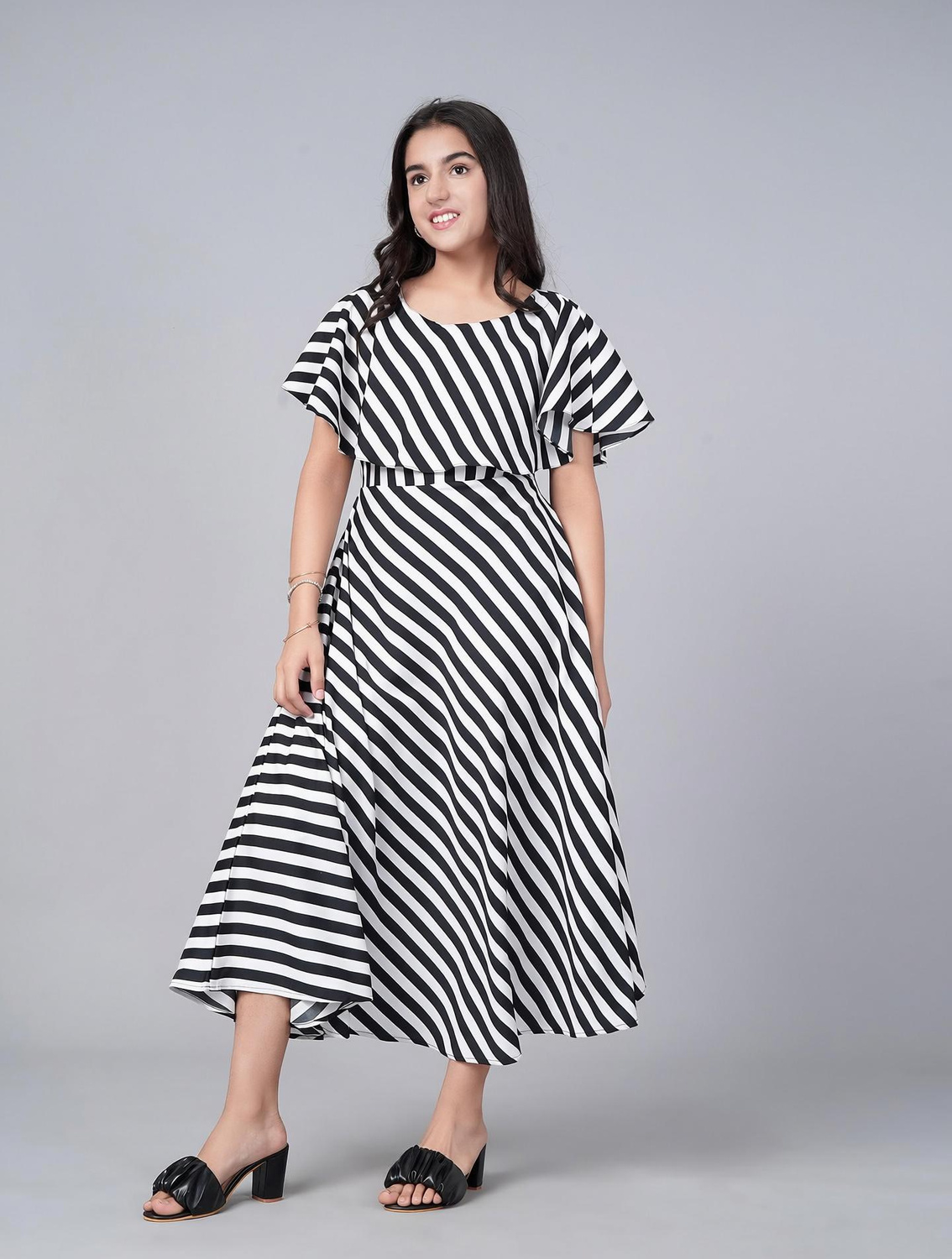 Aamira Horizontal stripes Print  Maxi