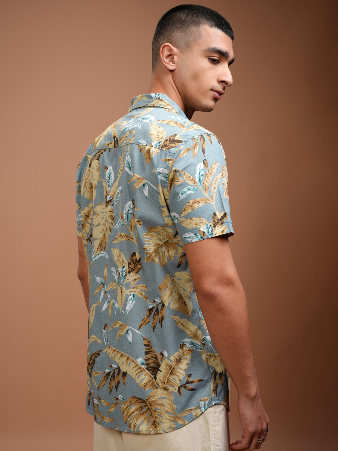 Salmon micro-floral shirt